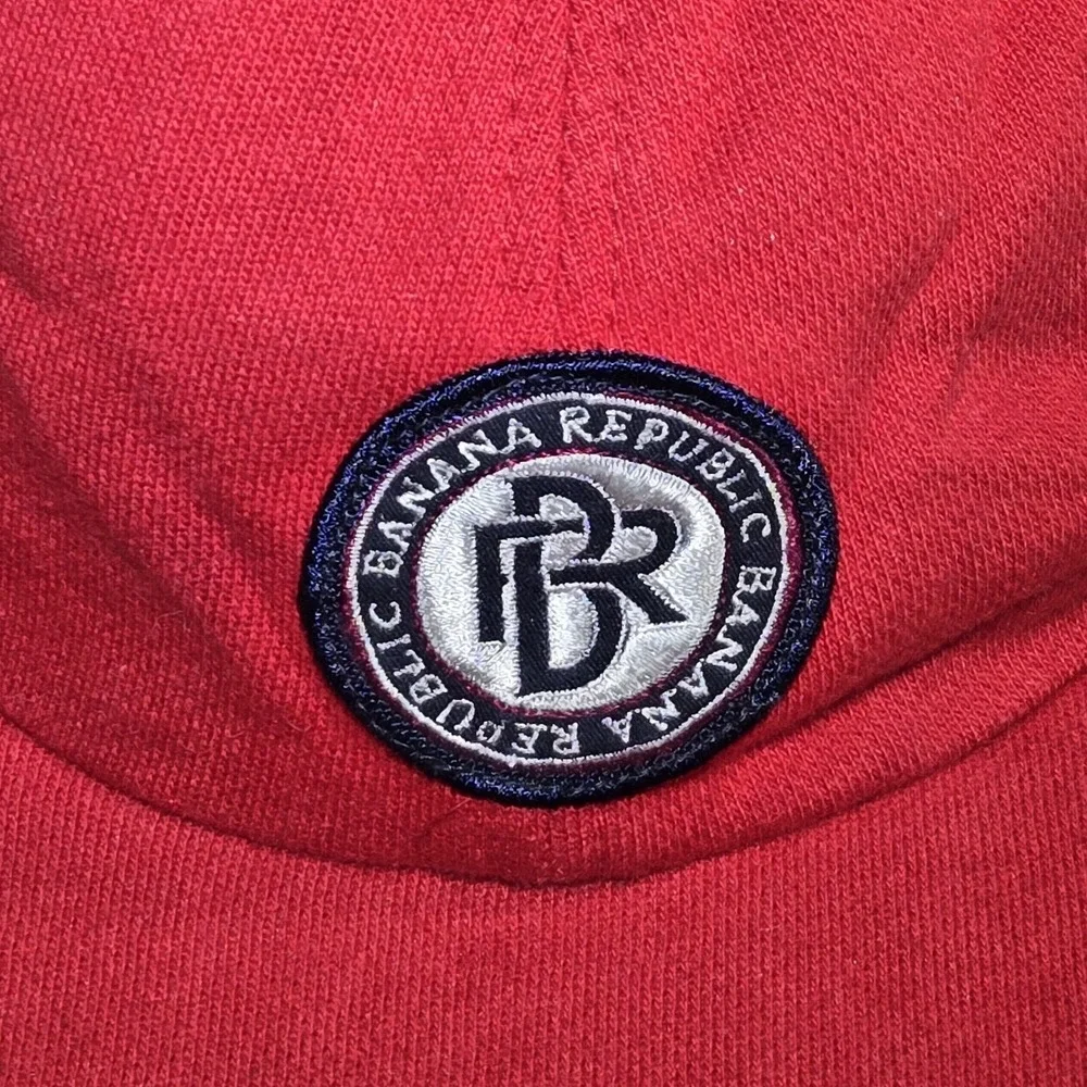 VINTAGE Banana Republic‎ Hat Cap Fitted Medium/Large Red Fleece Logo